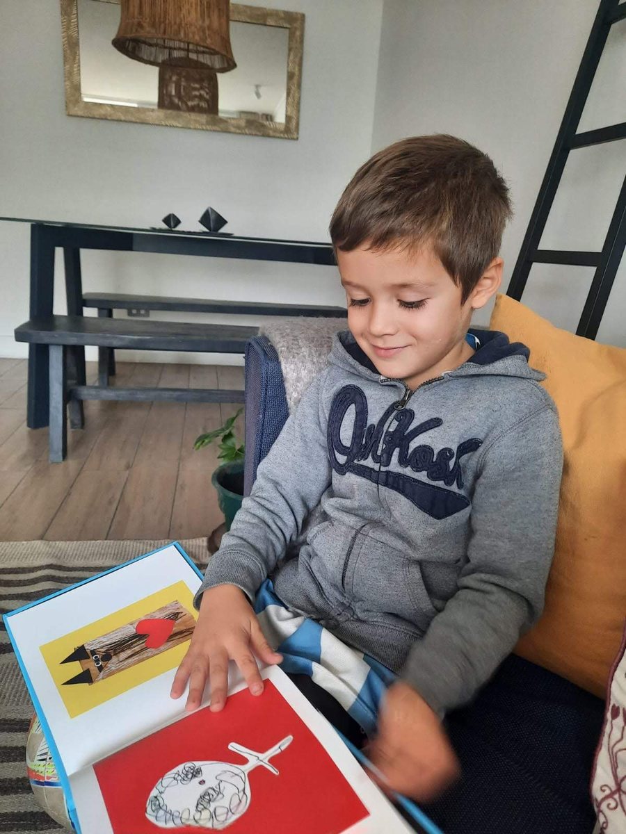 Niño dibujando
